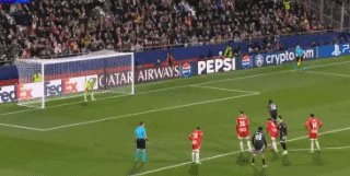 斯特林失点.gif