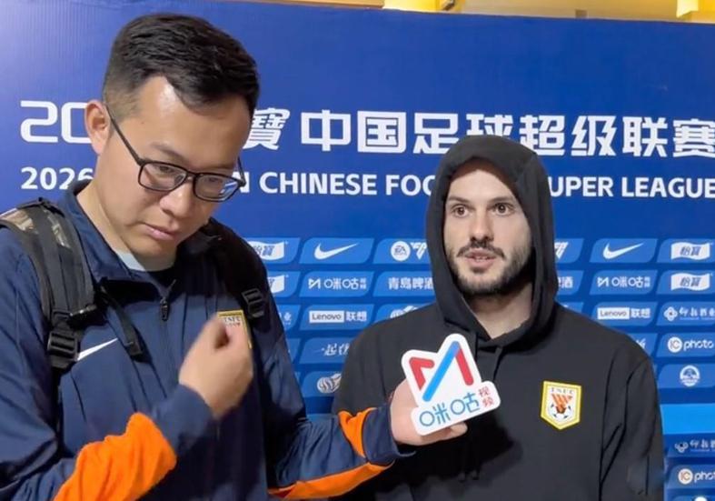 开云官网-央视直播泰山VS海港!二雷复出 光头捉襟见肘!韩鹏趁你病要你命